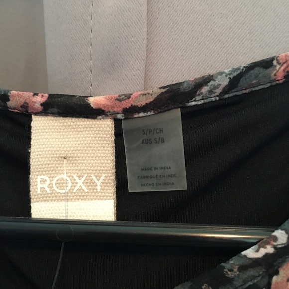 Roxy side of motion dress - Picture 7 of 9